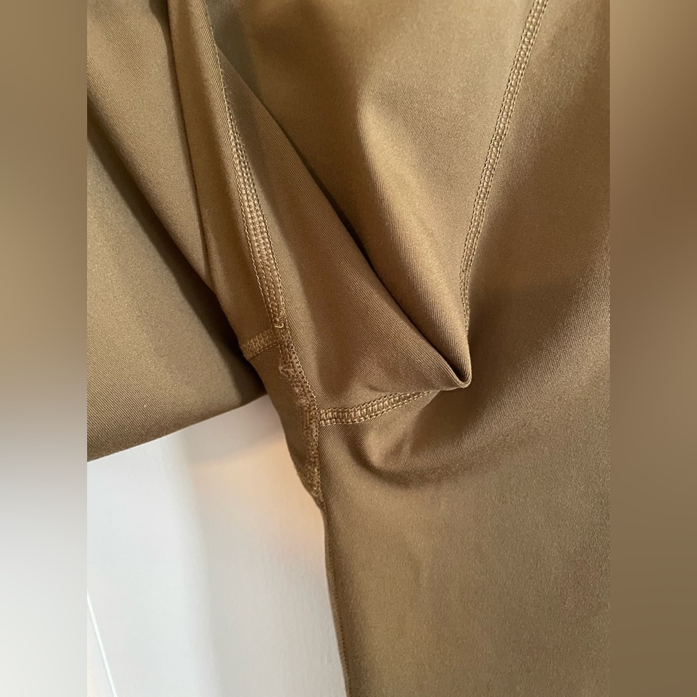 FIGS scrub leggings size L - Picture 2 of 4